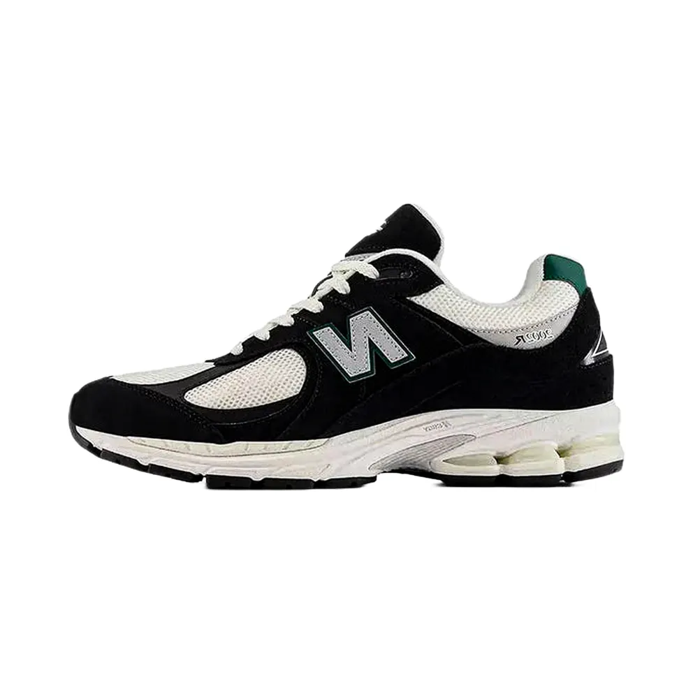 New Balance 2002R “Black” (M2002RRA)