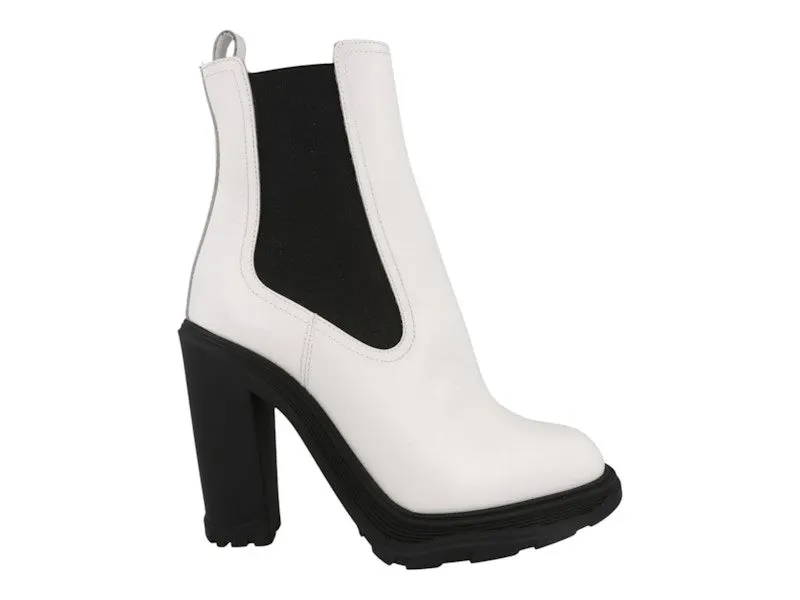 Alexander McQueen Leather Heeled Chelsea Boot Ivory Black (678530WHZ849360)