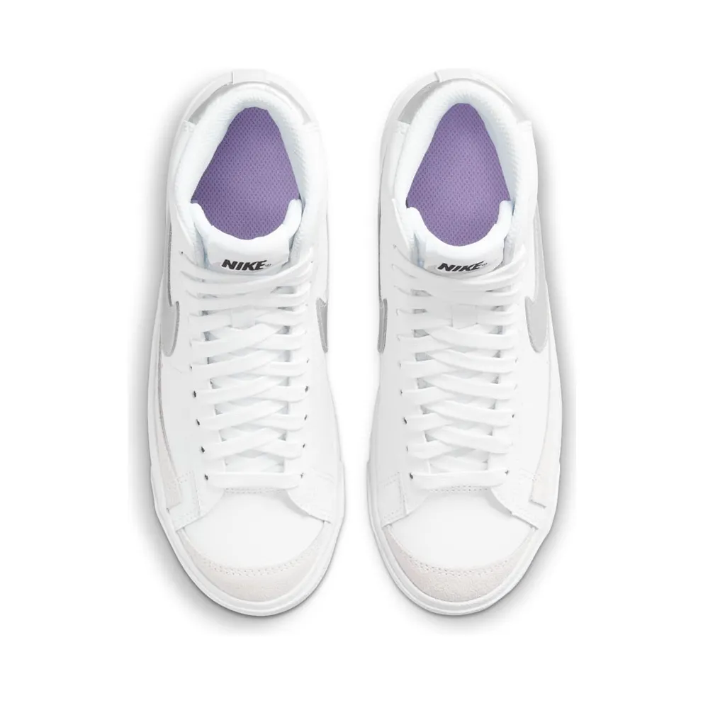 Nike Blazer Mid ’77 “White / Black / Lilac / Metallic Silver” (DA4086-101)