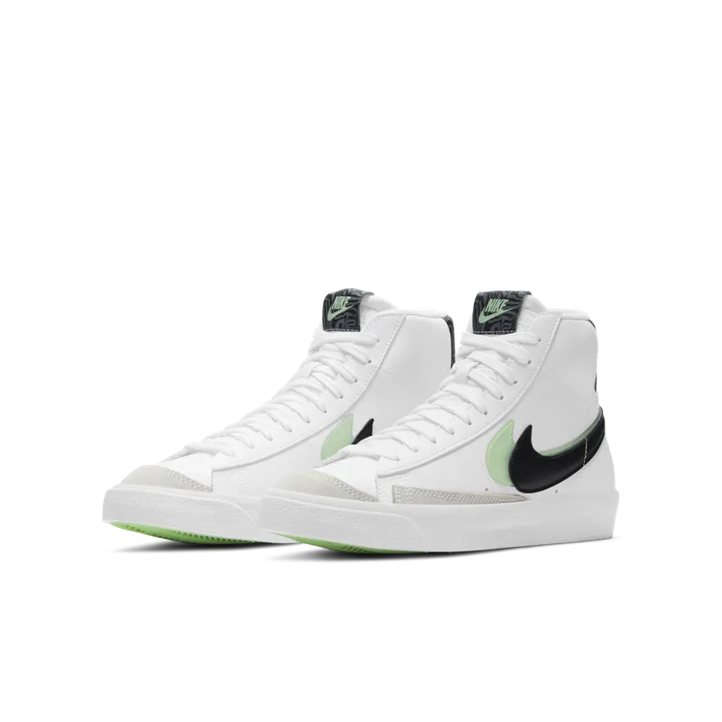 Nike Blazer Mid’ 77 SE Older Kids’ White (DD1847-100)