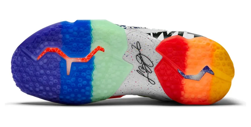 nike-lebron-11 650884-400