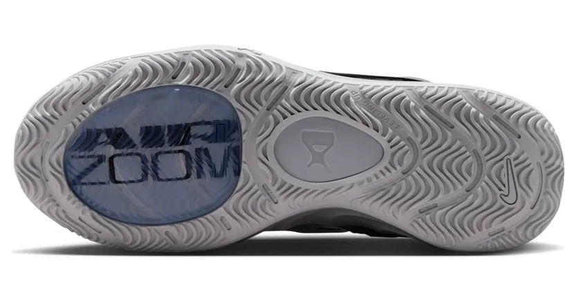 Nike A’Two “Mirrored” (IR4504-100): chroom voor het WNBA All-Star-weekend (2)