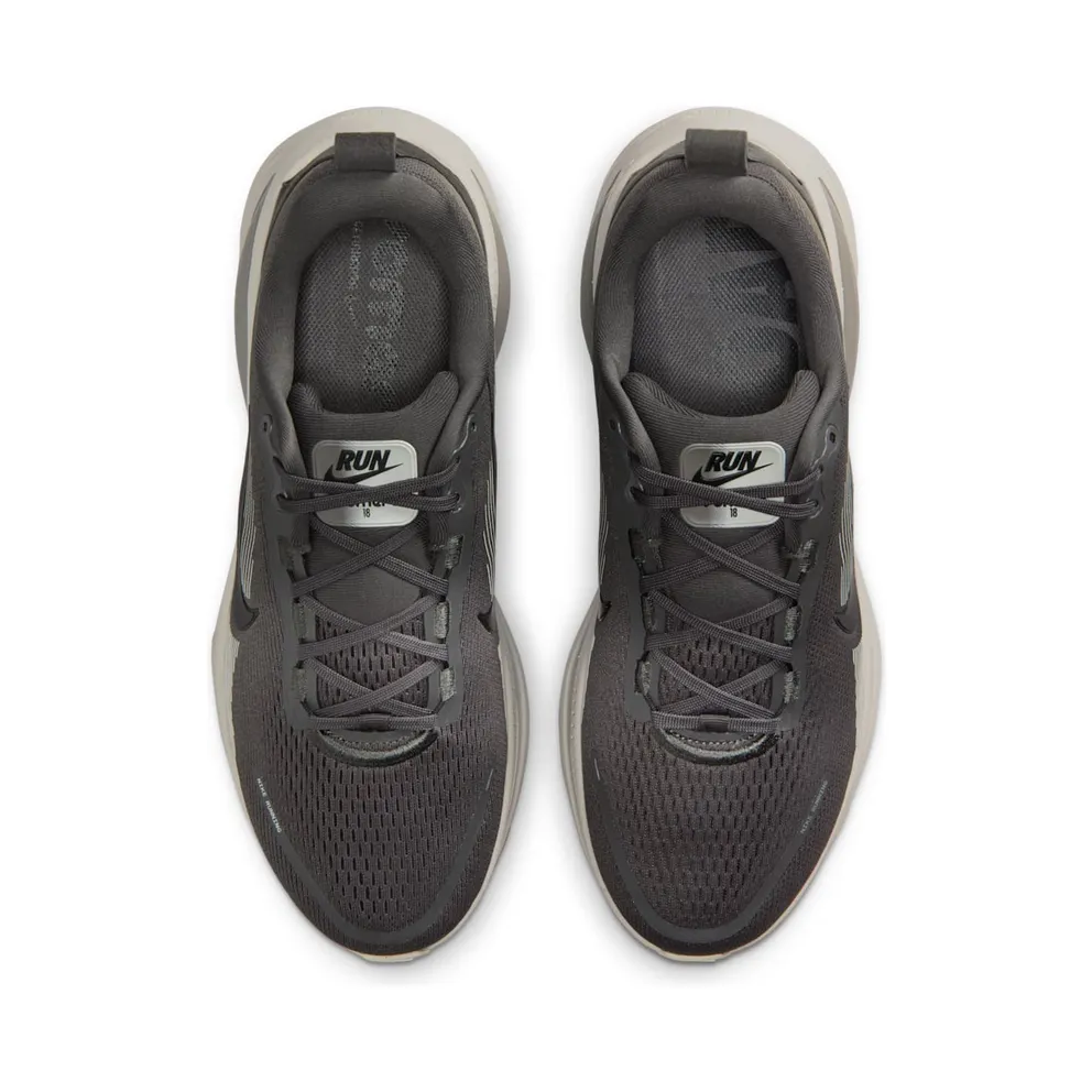 Nike Vomero 18 “Medium Ash College Grey” (HM6803-215)