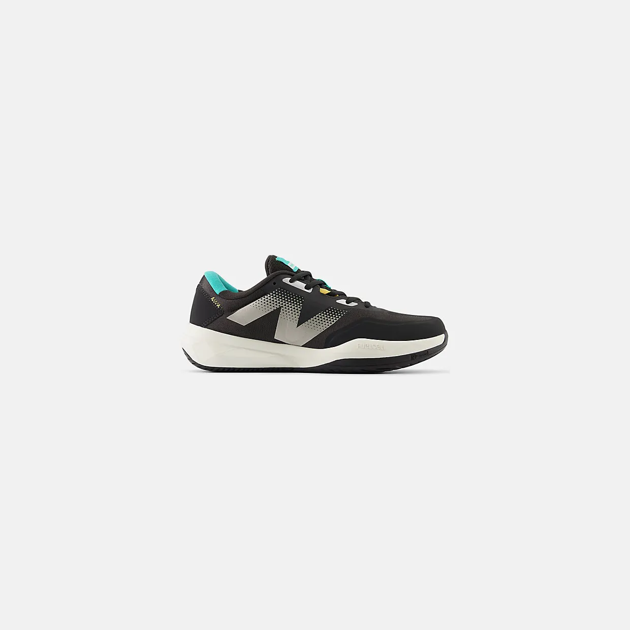new-balance-fuelcell MCH796B4
