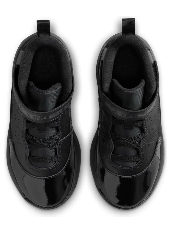air-jordan-max-aura HQ2090-001