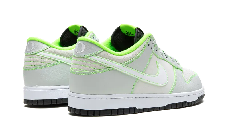 Nike Dunk Low UO P “Oregon” (FQ7260-001)