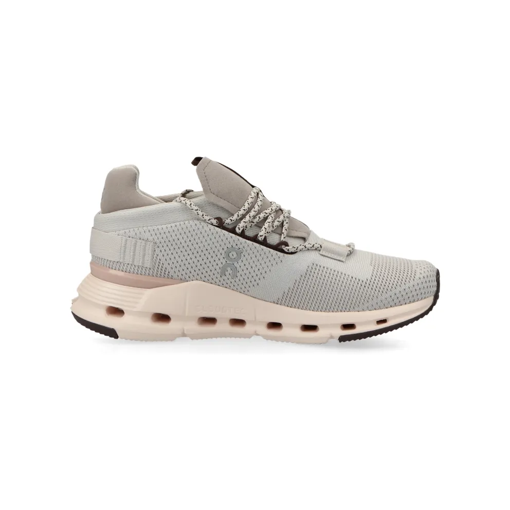 On Cloudnova (pearl / shell) – 26.98124