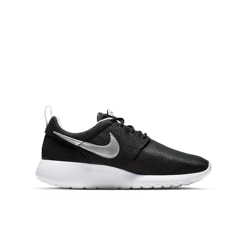 Nike Roshe One (GS) “Black Metallic Silver” (599728-021)