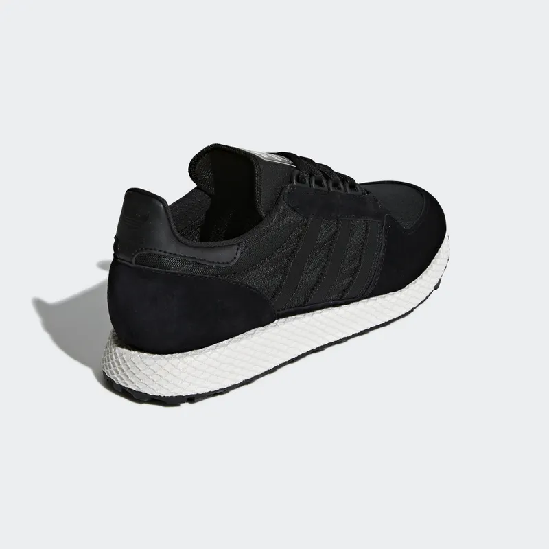 adidas Forest Grove Core Black Core Black/Core Black/Core Black (B37960)