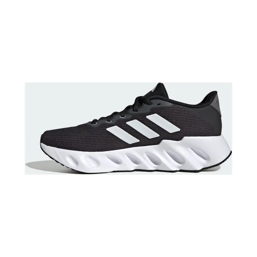 Adidas Switch Run “Black / White” (IF5720)
