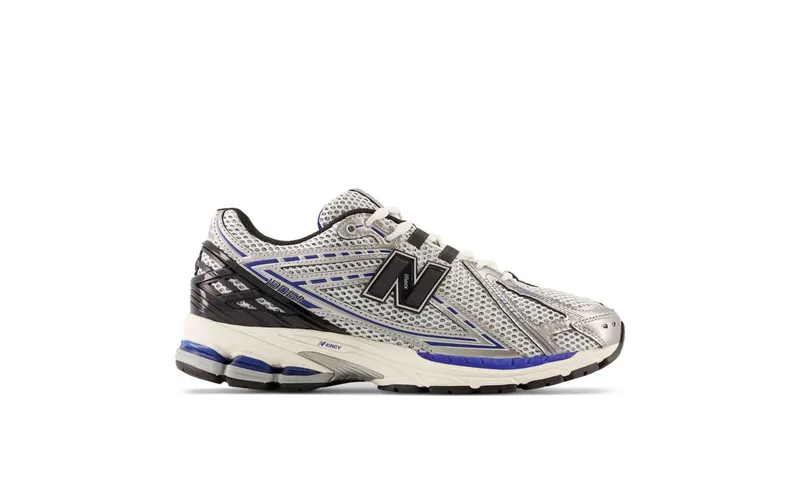 New Balance 1906R “Silver Metallic” (M1906RCD)