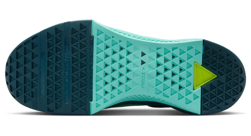 nike-metcon HQ2620-300