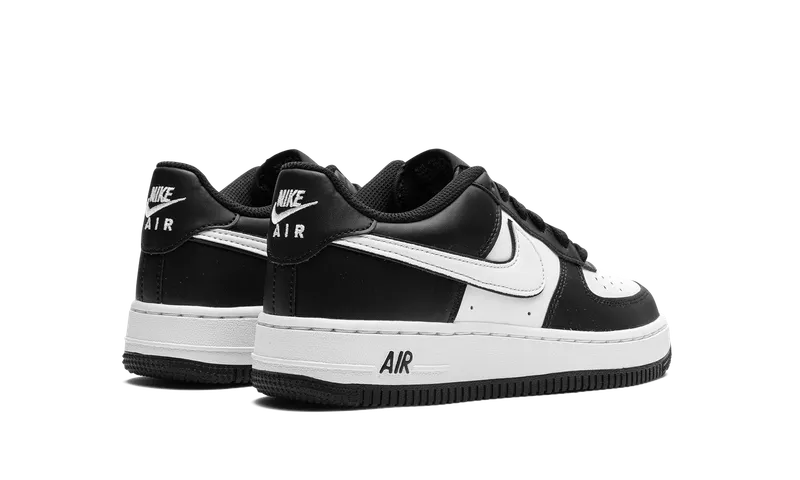 Nike Air Force 1 Low GS “Panda” (DV1621-001)