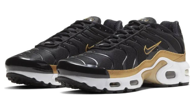 Nike Air Max Plus Black Metallic Gold (GS)