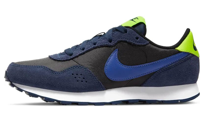 Nike MD Valiant Zwart (CN8558-010)