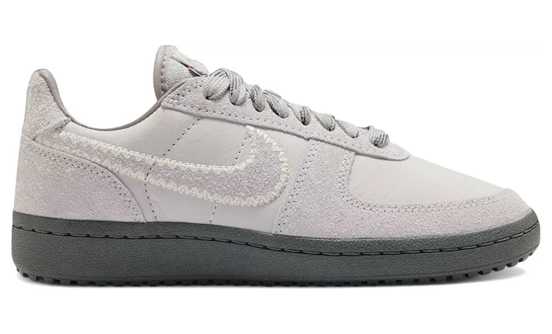 Nike Field General ’82 Valentine’s Day (HV5994-001)