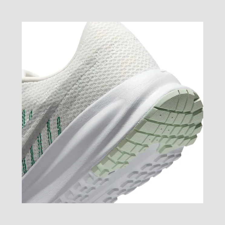 nike-run-defy HM9593-122