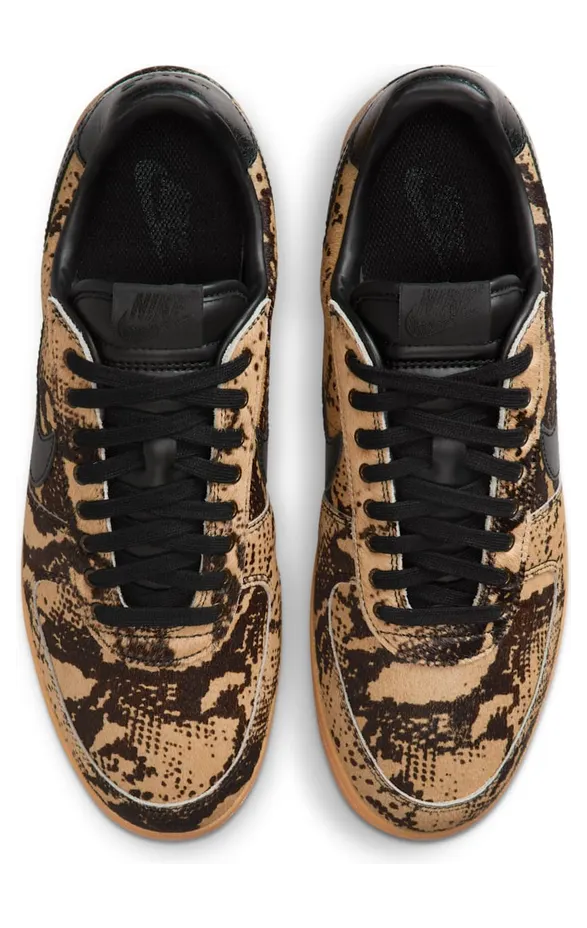 nike-field-general IM3075-001