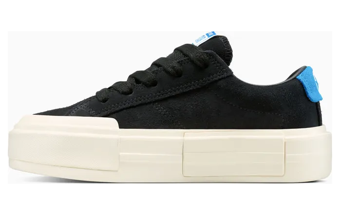 converse-sneaker A17647C