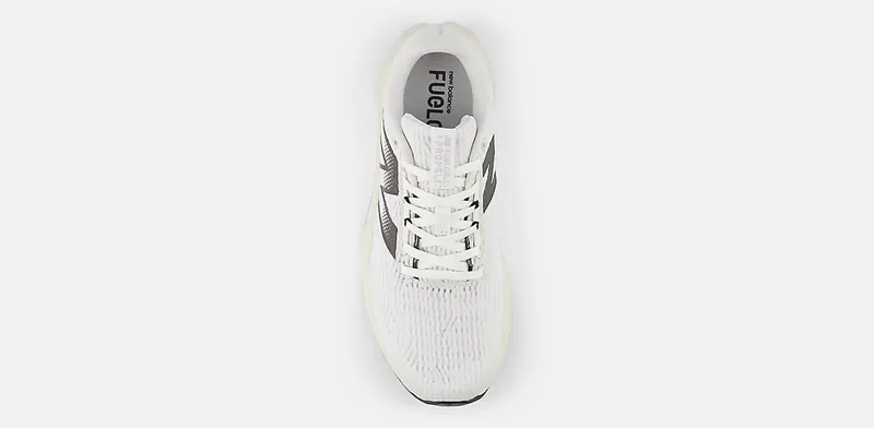 NEW BALANCE FuelCell Propel v5 “White / Linen / Black Cement” (WFCPRCX5)