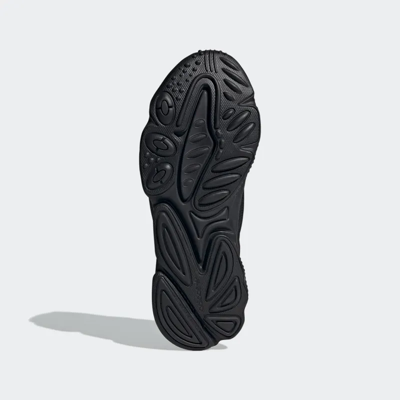 Adidas OZWEEGO Core Black / Grey Four / Core Black (GX3295)