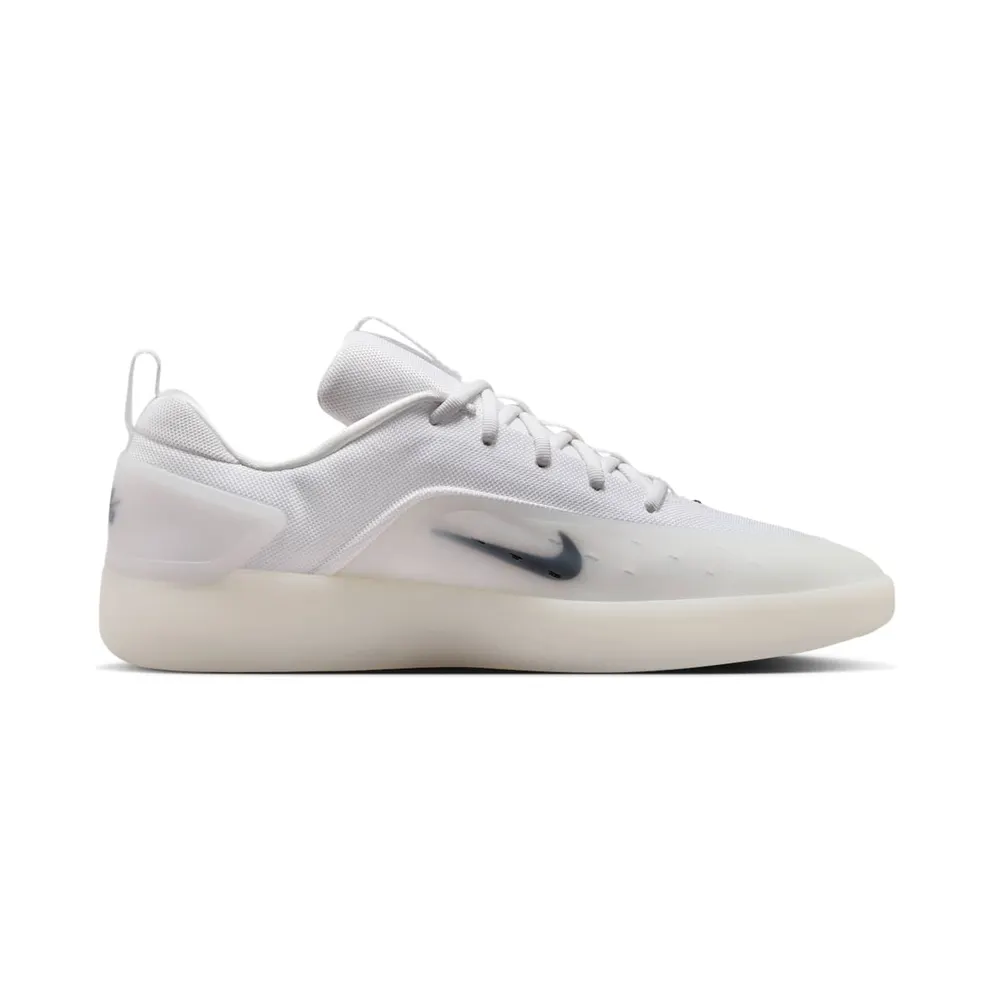 Nike SB Nyjah 4 “White / Black” (FQ1273-100)