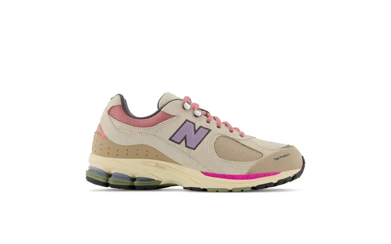 New Balance 2002R “Hiking Pack – Beige” (M2002RWL)