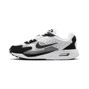 Nike Air Max Solo “White / Pure Platinum / Black” (FV6367-101)