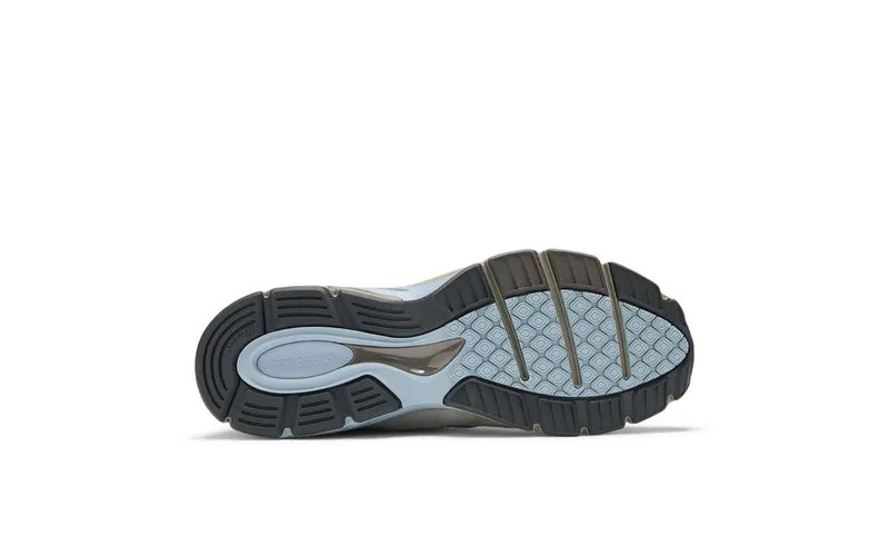 New Balance 990v4 MiUSA Auralee Grey (U990AR4)