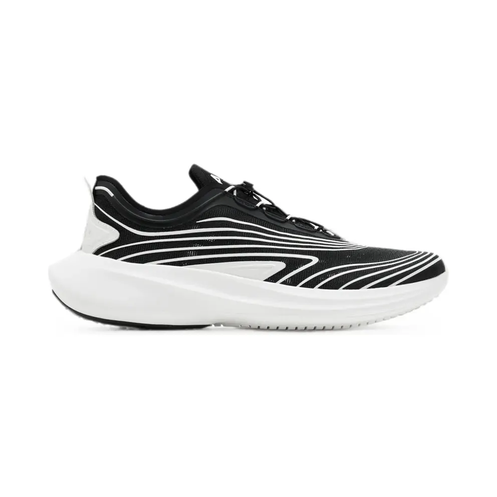 APL: ATHLETIC PROPULSION LABS with golf-print and houtje-touwtje sluiting – Black (12018126)