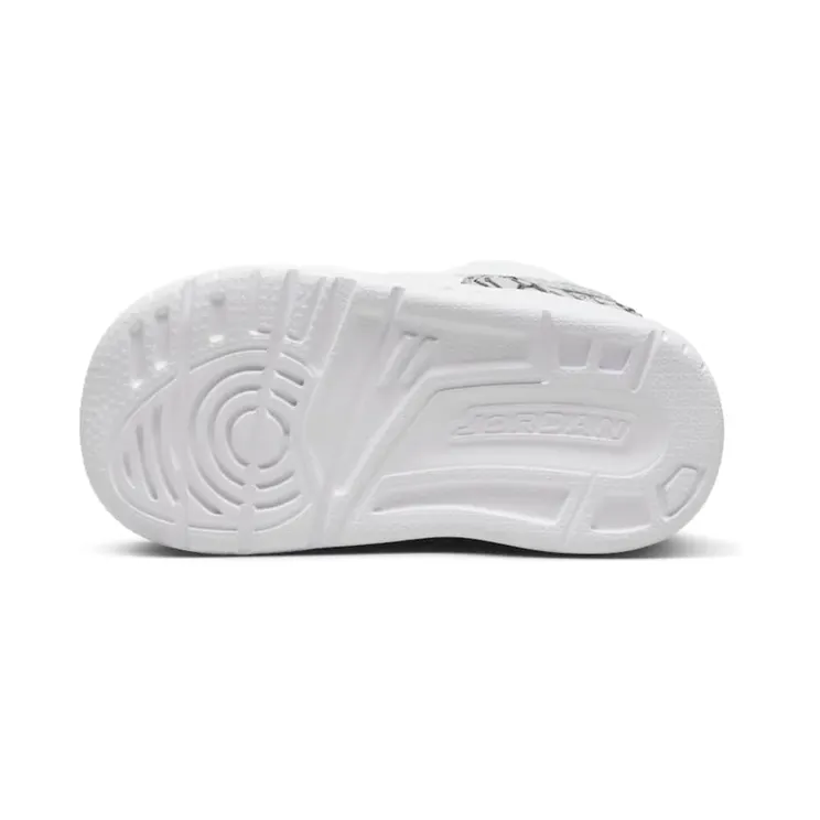 air-jordan-2-low CD9056-105