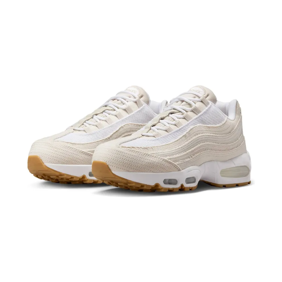 Nike x Levi’s Air Max 95 “Light Orewood Brown/White/Gum” (HM4743-100)