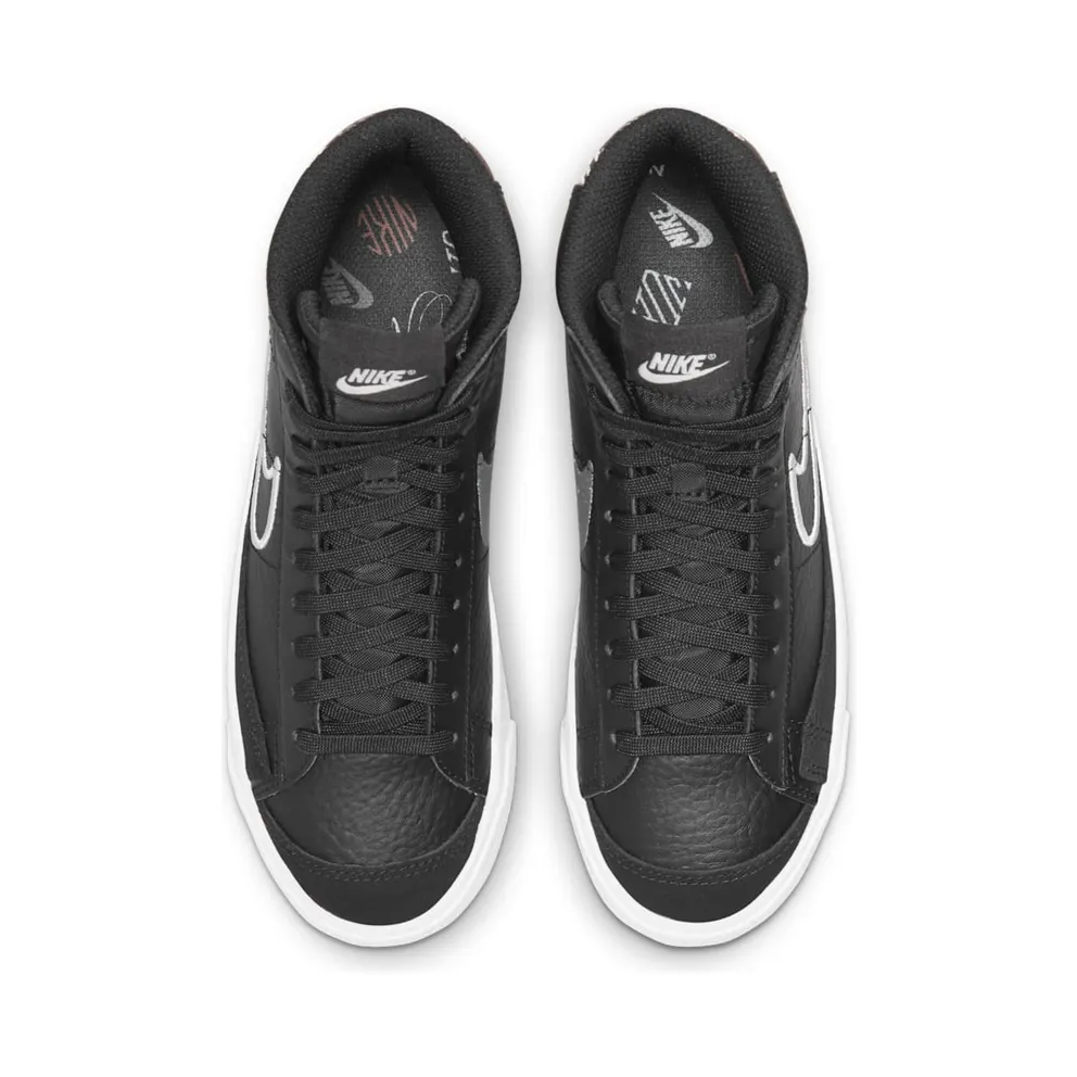 Nike Blazer Mid ’77 SE “Black / Light Smoke Grey / Pink Foam / Cashmere” (DJ0265-001)