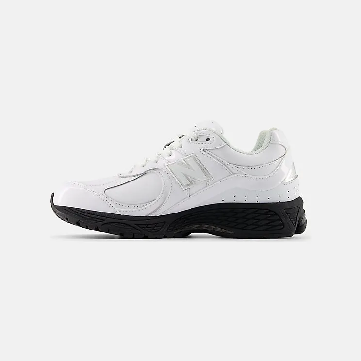 new-balance-2002r U2002RE