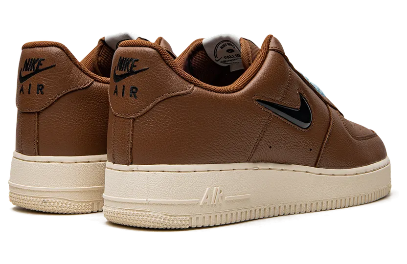 nike-air-force DO9785-200