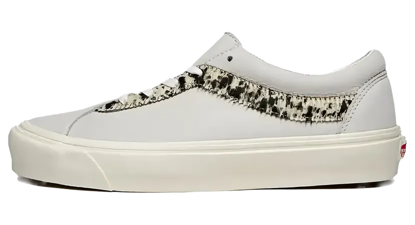 VANS Pony Bold Ni Schoenen Wit (VN0A3WLP42N)