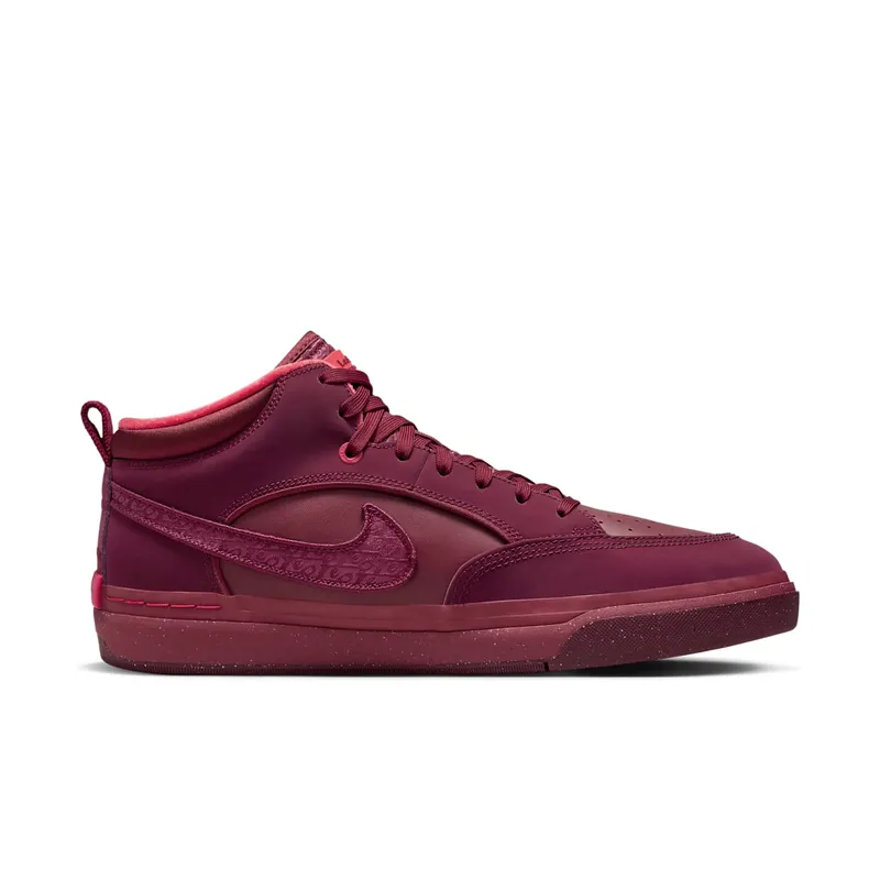 Nike SB React Leo PRM “Dark Beetroot” (FQ7639-600)