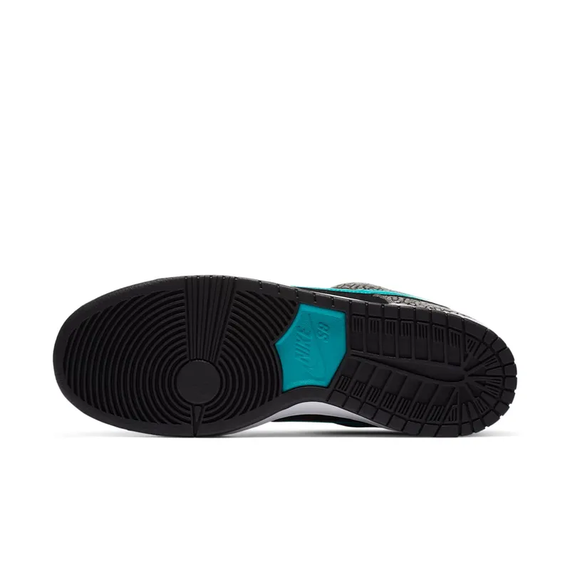Nike SB x Atmos Dunk Low Pro ‘Elephant’ (2020) (BQ6817-009)