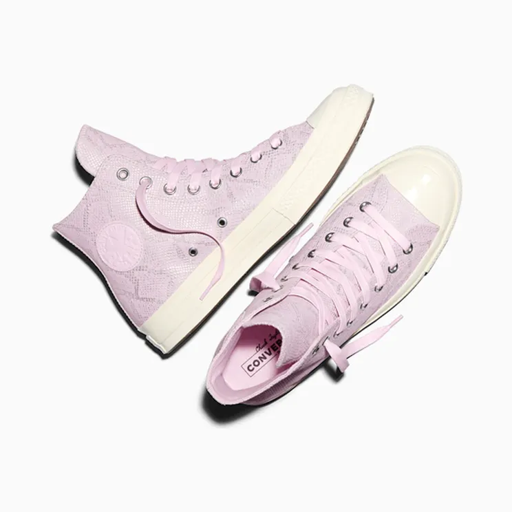 converse-chuck-taylor-all-star A16636C