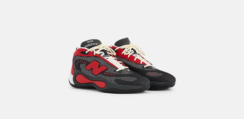 New Balance P400 ‘Black Team Red’ (UFFBB8JD)