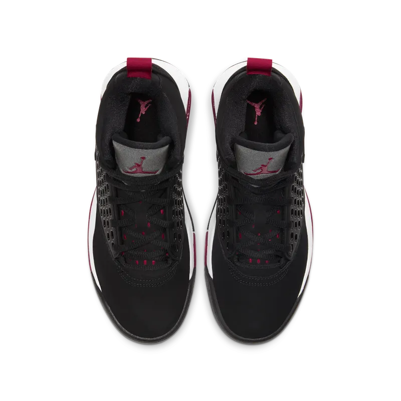 Jordan Maxin 200 Older Kids’ Black (CD6123-006)