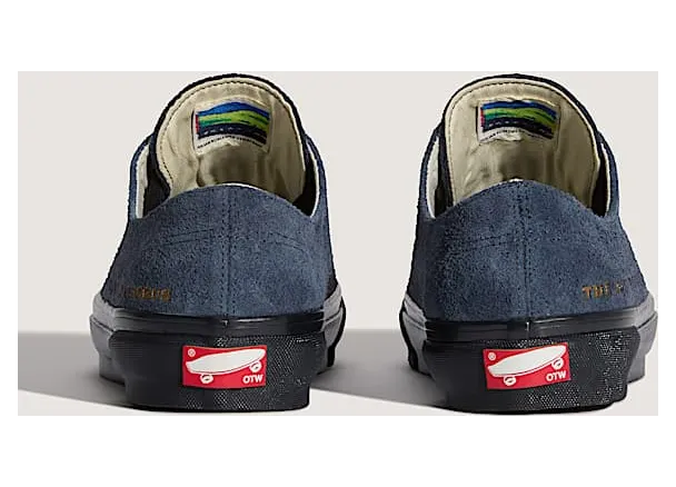 vans-style VN000EKSGED