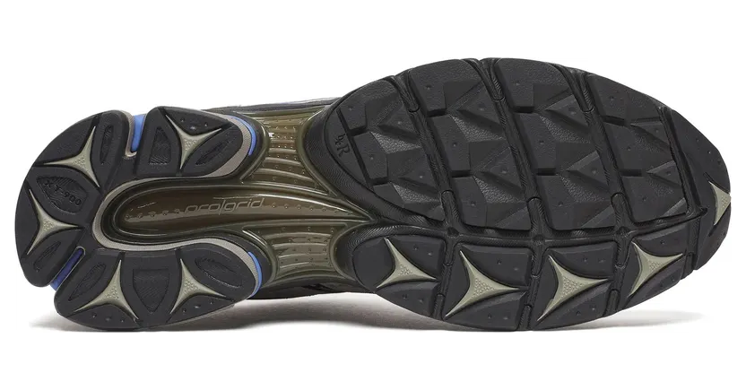 saucony-triumph S70935-4