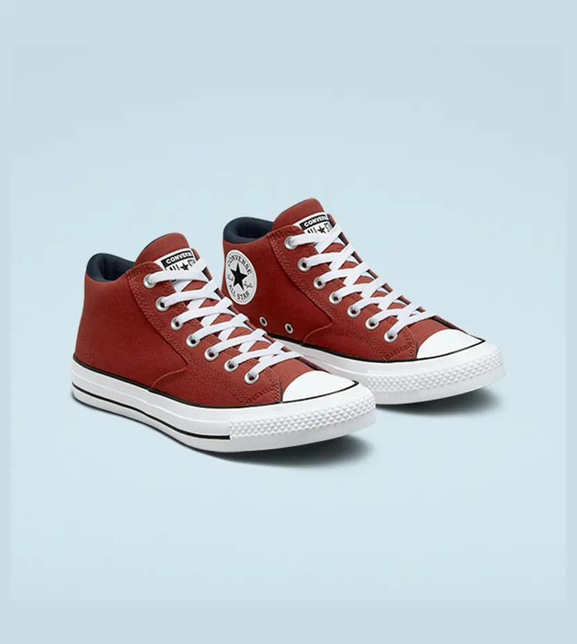 converse-chuck-taylor-all-star A02526C
