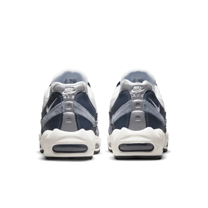 Nike Air Max 95 Midnight Navy / White / Sail / Armory Navy (DC9412-400)