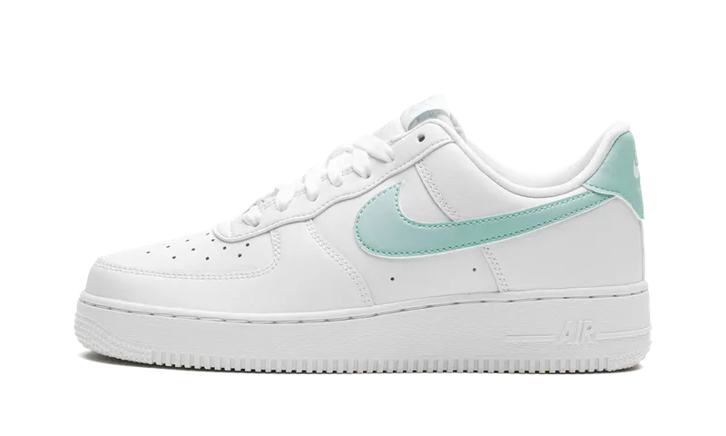 Nike AIR FORCE 1 ’07 “White / Jade Ice” (DD8959-113)
