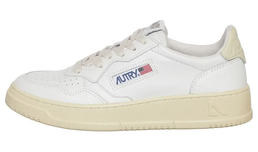 Autry Medalist Low White / Asparag (AULWLL54)