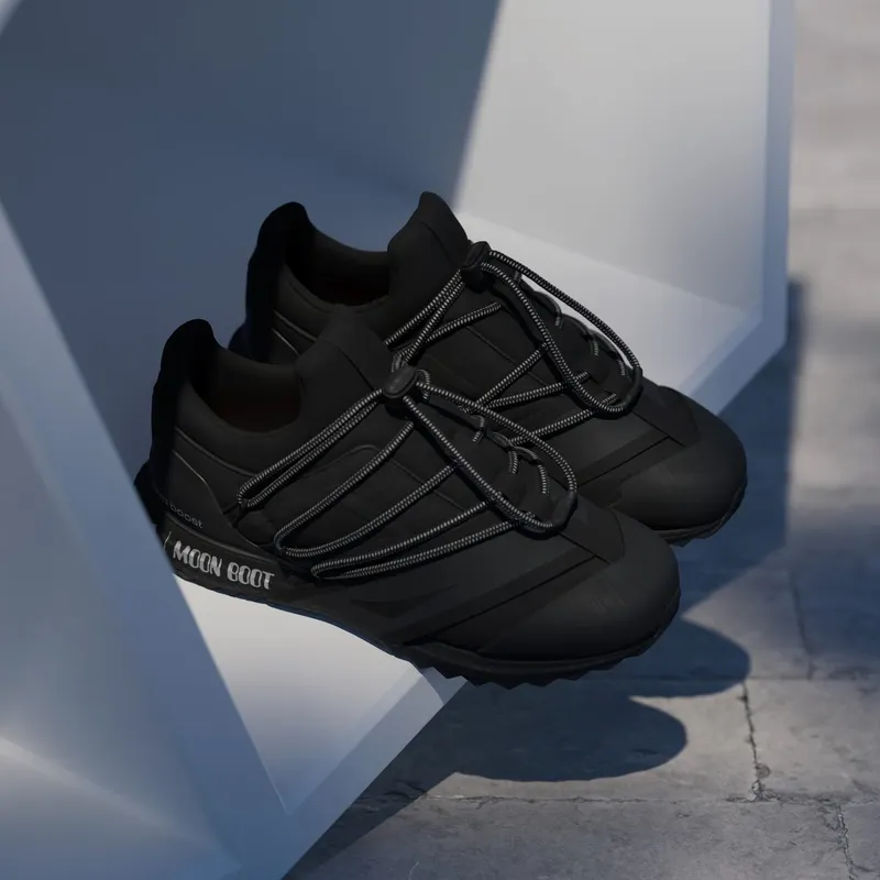 Adidas ADIDAS X MOON BOOT ULTRABOOST 1.0 Core Black / Black Reflective / Semi Lucid Red (JP7685)