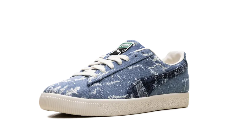 Puma Clyde “Faded Denim Frosted Ivory” (399655-01)