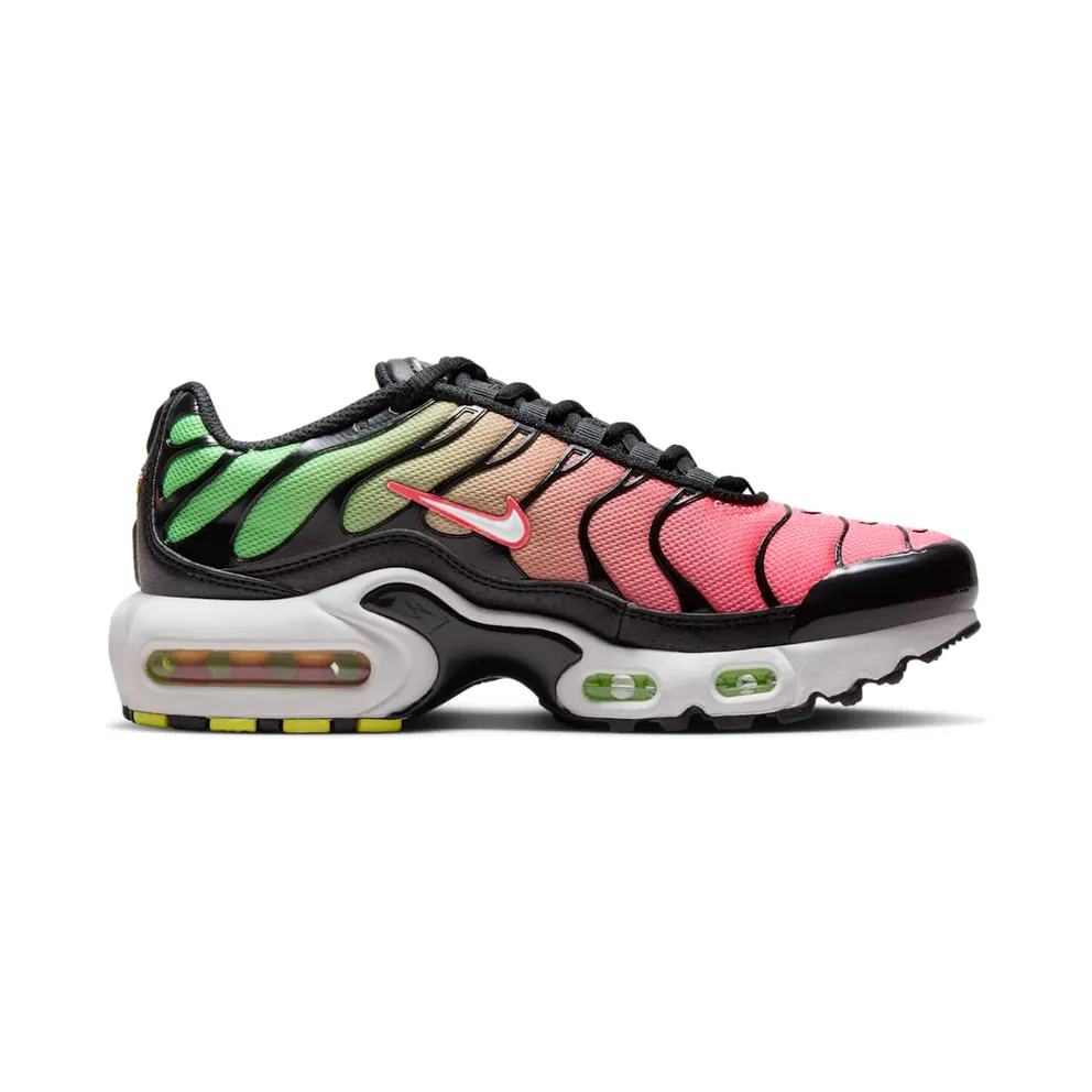 Nike Air Max Plus Older Kids’ Black (CD0609-010)